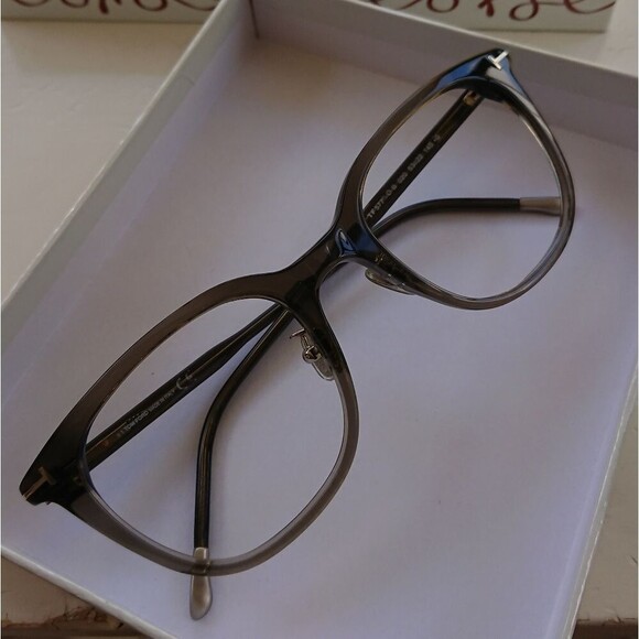 Tom Ford TF5776-D-B 020 53 22 145 0 - Gray frame - Picture 9 of 14